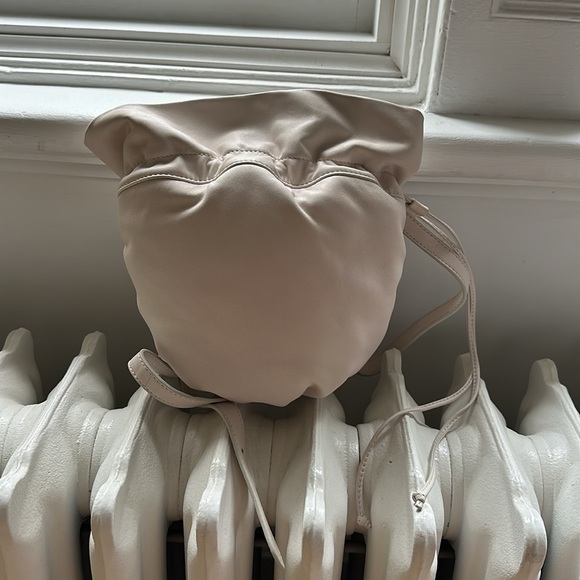 LEMAIRE Glove Handbag - Picture 2 of 6